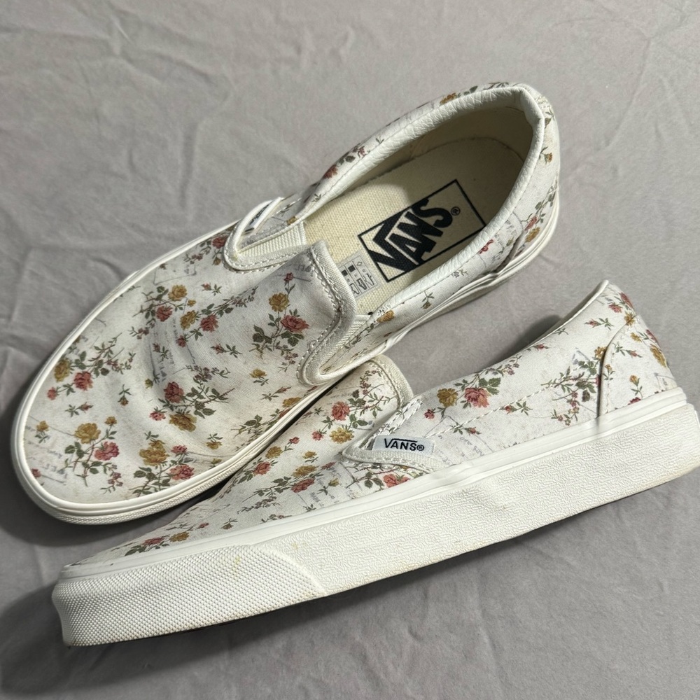 Women’s slip on vans